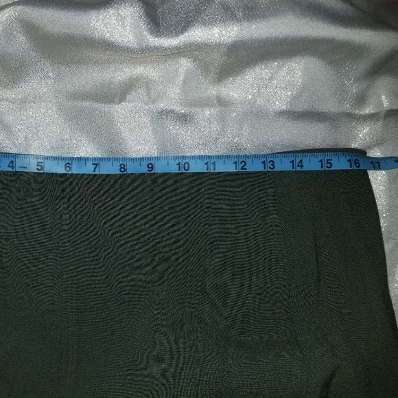 Amanda Smith Olive Green Skirt - Picture 6 of 8